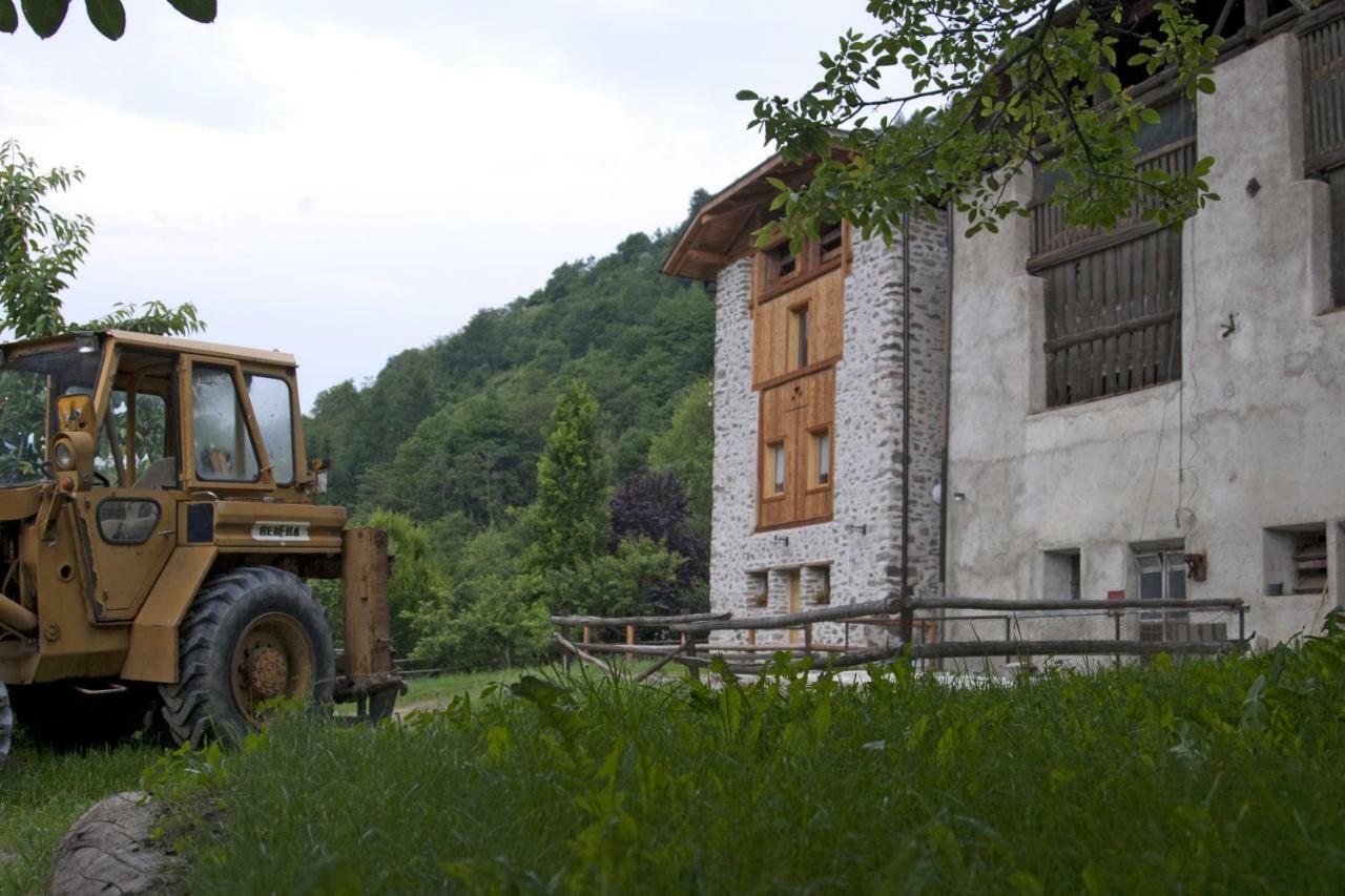 Agricampeggio Ai Gaggi Pellizzano Exterior foto